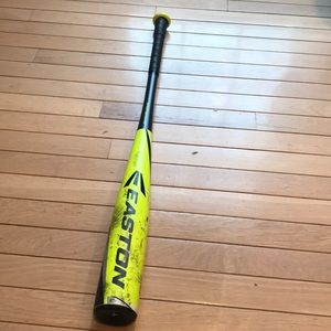 Young men’s baseball bat